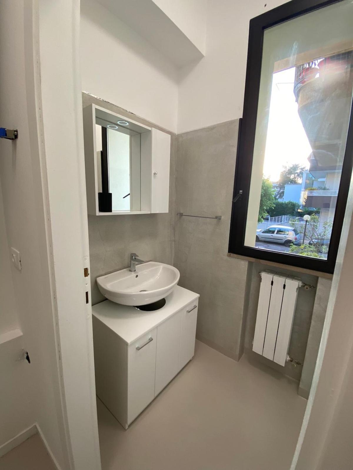 Ampio Appartamento In Posizione Strategica Rimini Exterior photo