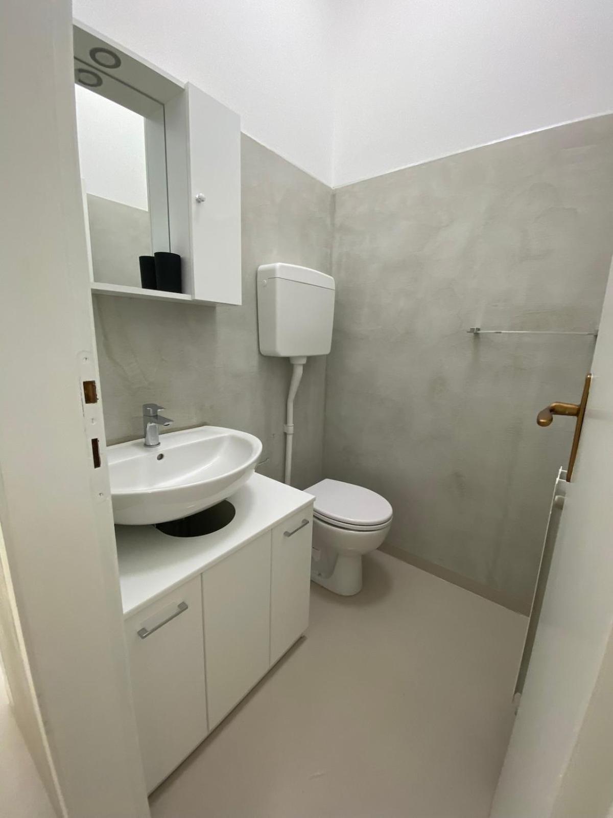 Ampio Appartamento In Posizione Strategica Rimini Exterior photo